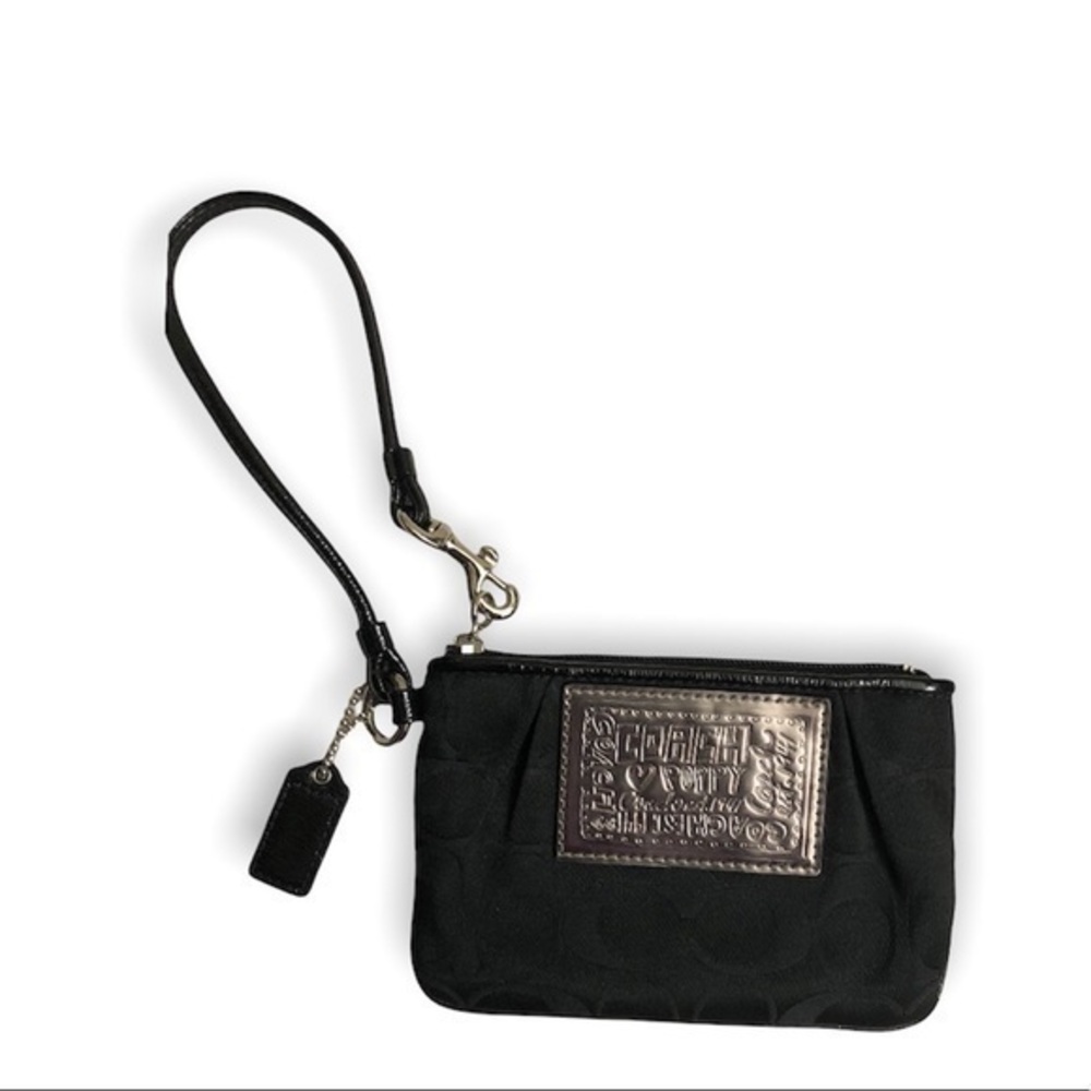 Coach signature c black  poppy wristlet